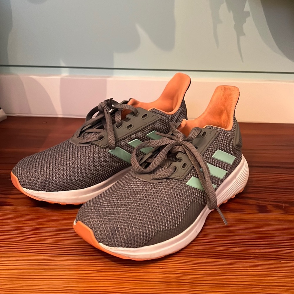 Adidas CloudFoam Tennis Shoe
